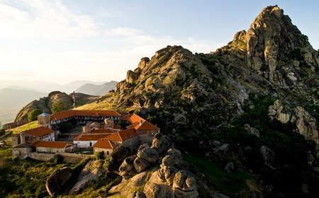 Prilep: Monasterio de Treskavec y el Monte Zlatovrv