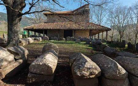 Necropolis de Arguineta y Ermita de San Adrian