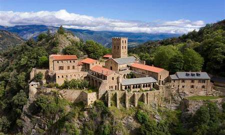 St Martin du Canigou - Abadía de San Martin del Canigo