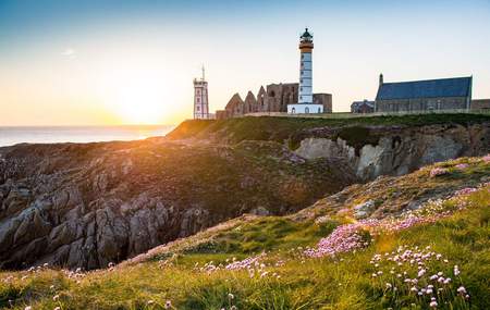 faro de la Punta de Saint-Mathieu