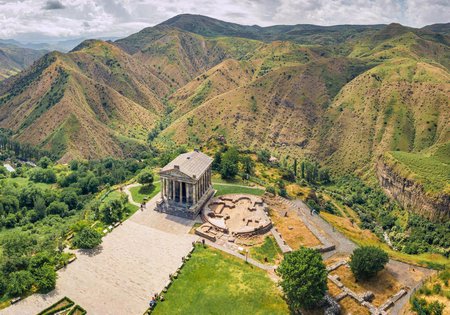 Armenia: Templo de Garni