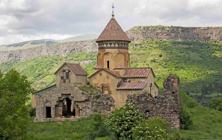 Monasterio de Hnevank