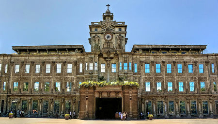 Manila: Universidad de Santo Tomas