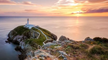 Faro de South Stac